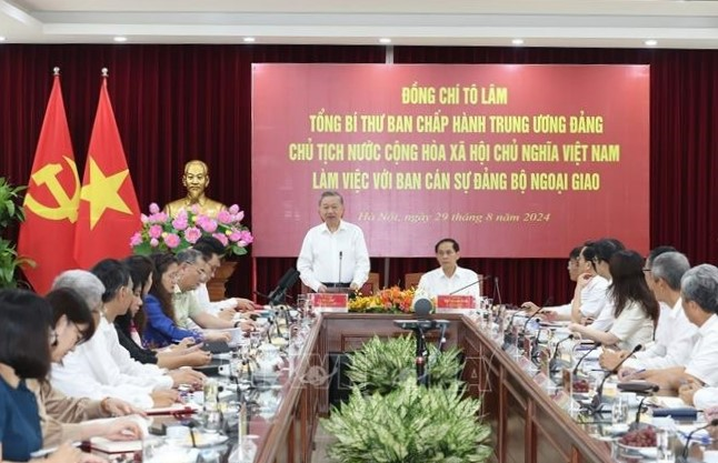 Tổng Bí thư, Chủ tịch nước Tô Lâm làm việc với Ban cán sự Đảng Bộ Ngoại giao